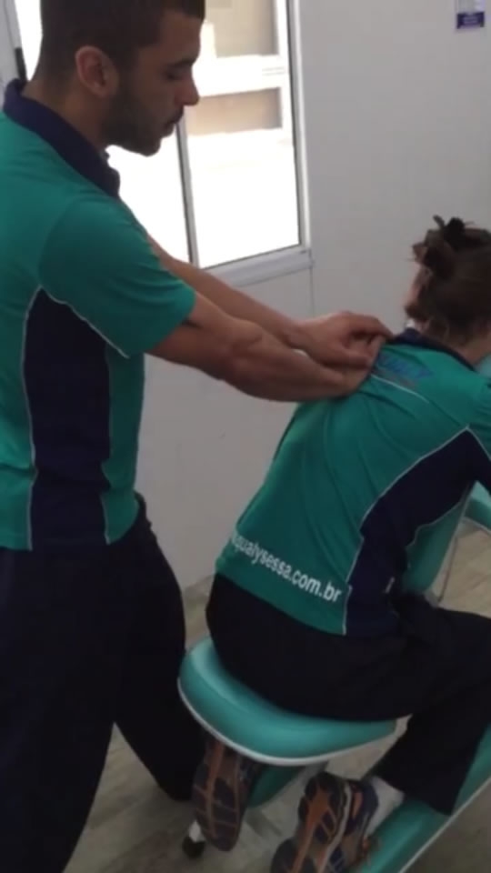 Professores da Qualy Sessa recebem treinamento de aperfeiçoamento das técnicas de QuickMassage